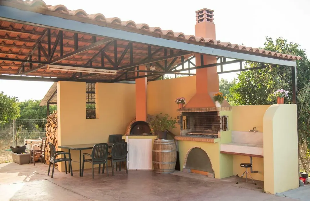 Iro'S House-1