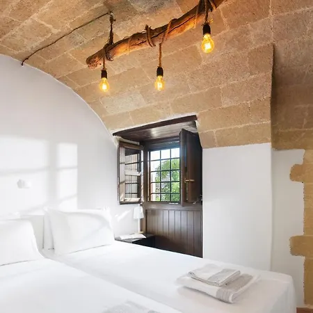 Myrsini'S Castle House - Comfortable Residence With Large Balcony & Sea View-3