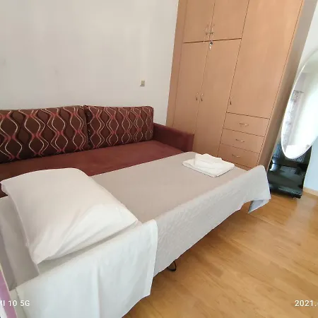 Lodge-3