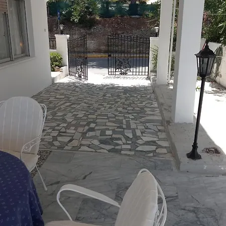 Ekie Apartment With Sea View-3