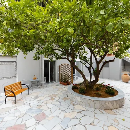 Magdalenia'S Cozy Apartments-3