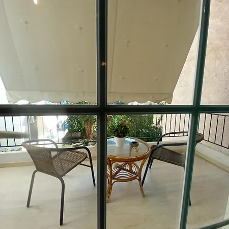 Evie'S Apartment-2