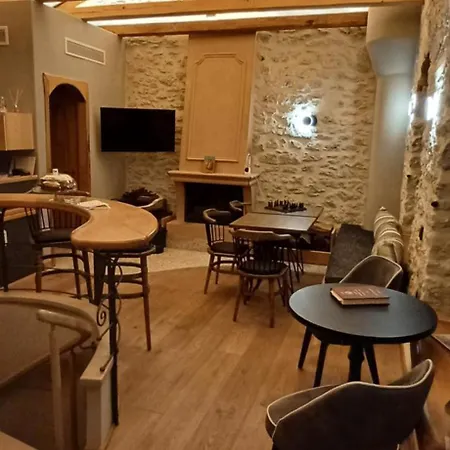 Casagli Luxury Suites-2