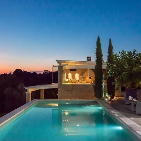 Porto Cheli Studio - Poolside Lux Getaway-2