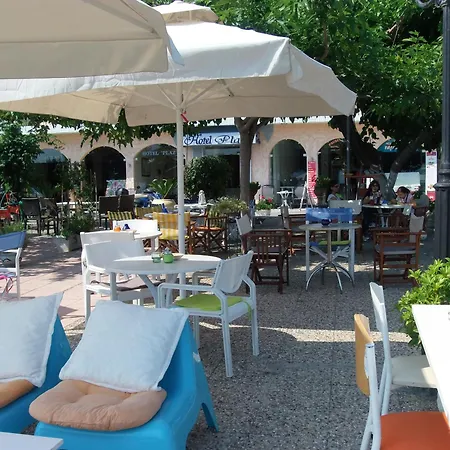 Plaz Hotel-2