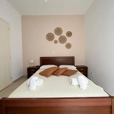 Koutrakis Rooms-2
