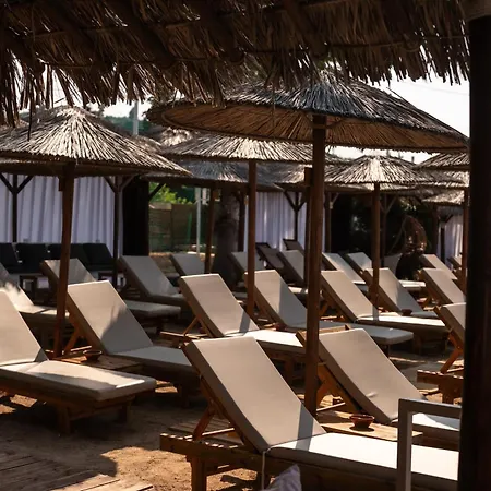 Black & White Boho Resort-3