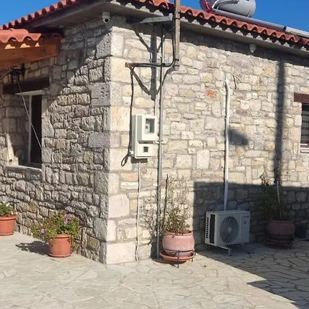 Giota'S Gasthaus-2
