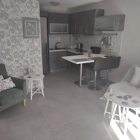 Irida Holiday Apartments-2