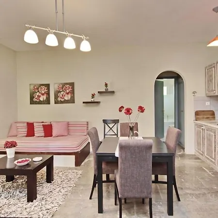 Aloe Luxury Apartments & Suites-2