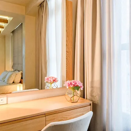 Panellinion Luxury Rooms-2