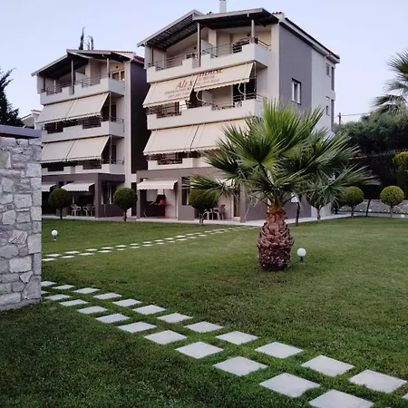 Alex House-2