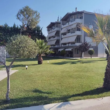 Alex House-3