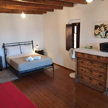 Kissamitakis Guesthouse-2