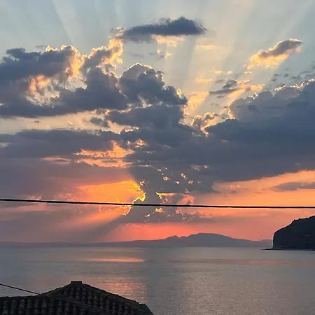 Limeni Inn Boutique Hotel Adults Only 12Plus-2