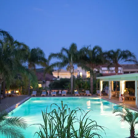 Zoe Seaside Resort-3