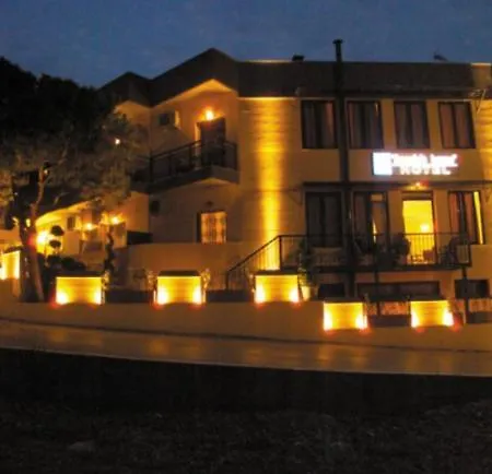 Angela'S House-3