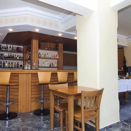 Hotel Stoupa-3