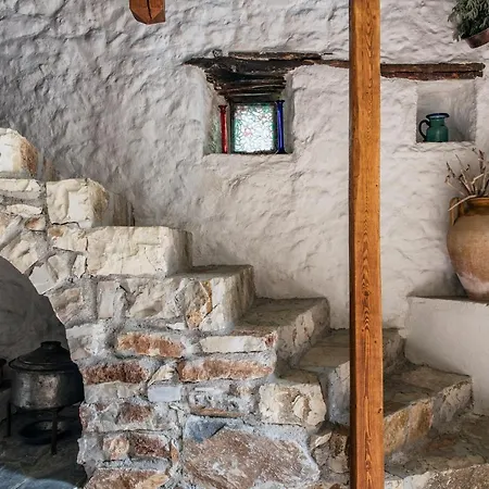 Kanto'S Guesthouse-3
