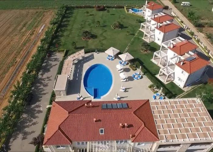 Antonios Village Hotel & Apartments Αρκούδι