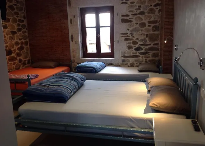 Mystras Inn