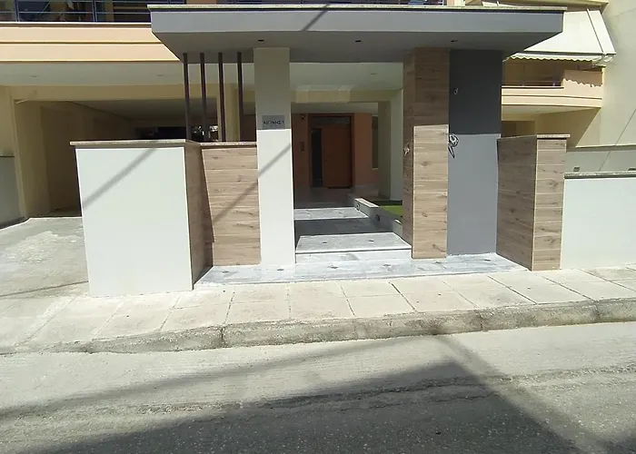 Ioanna'S Luxury Two Bedroom Apartment Nafplio