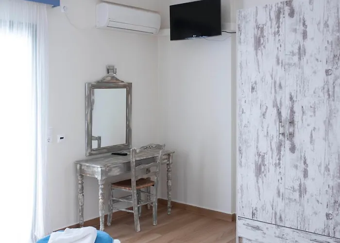 Hotels in Methoni (Messenia)
