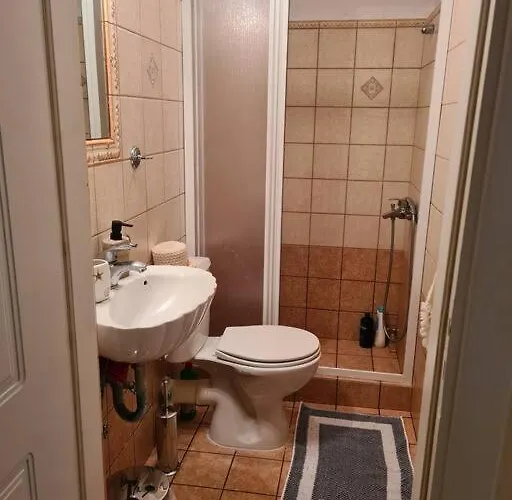 Pet friendly Guesthouse Petrothalassa Porto Heli