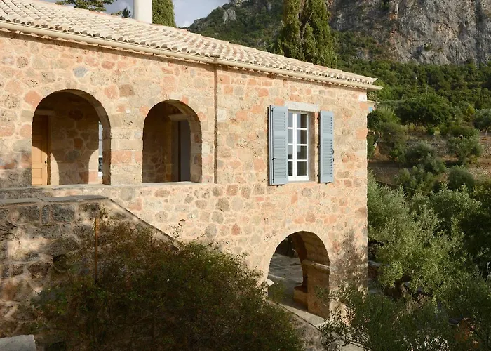 Patrick & Joan Leigh Fermor House Bed and Breakfast Καρδαμύλη