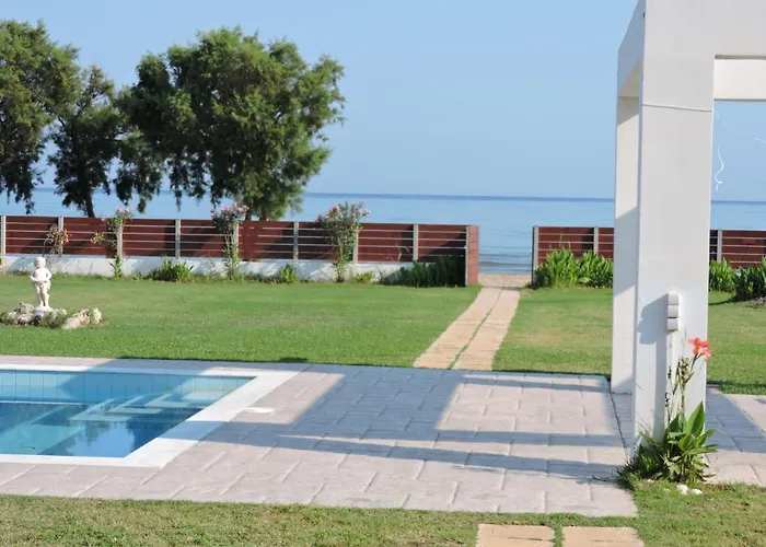 Haustierfreundliches Villa Πολυτελής Βίλα Στην Άκρη Της Θάλασσας Kastro-Kyllini