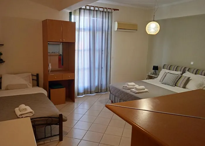 Το Κάστρο Aparthotel Πύλος