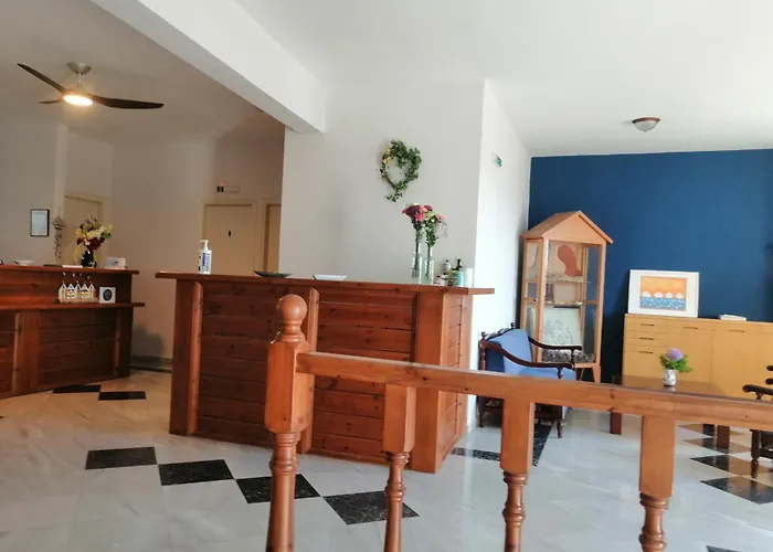 Ta Adelfia Aparthotel Πύλος