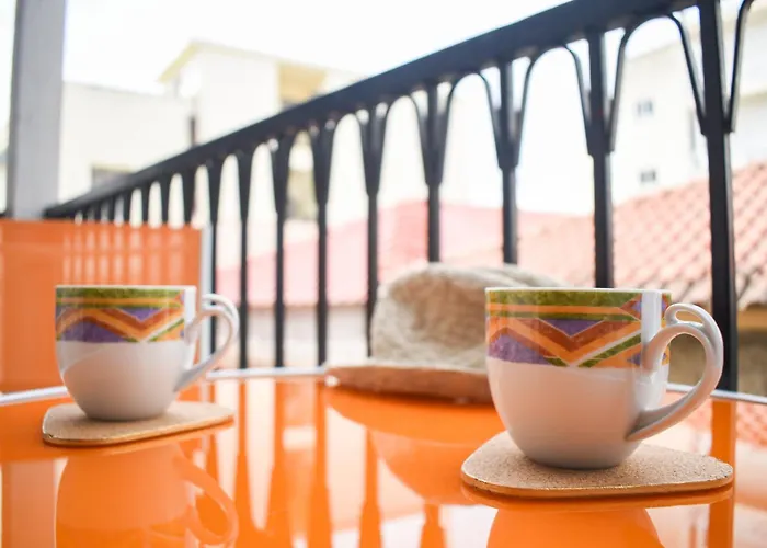 Haustierfreundliches Ferienwohnung Erika's Oasis - Stylish Gem inthe Heart of History Kalamata