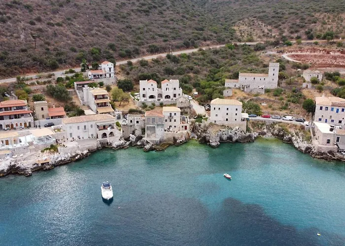 Πύργος Μαυρομιχάλη Ξενοδοχείο Liménion