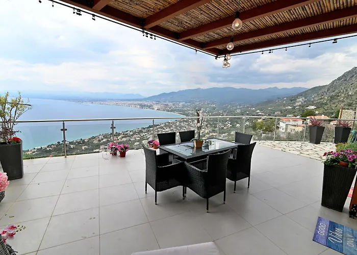 Boutique Kalamata Suites By "Elite"