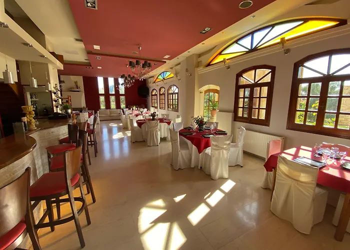 Kaiafas Lake Hotel Ζαχάρω