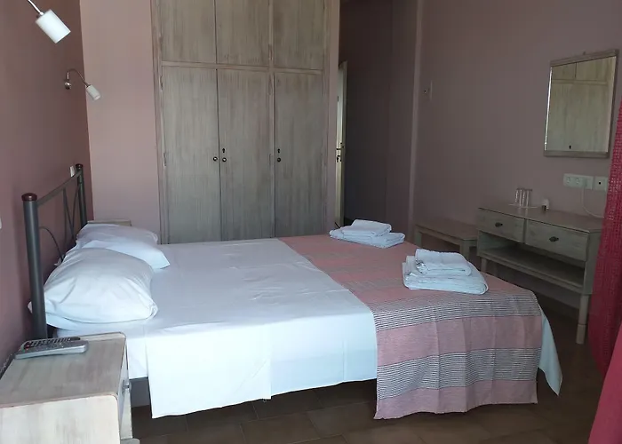 Hotel Ψιλή Άμμος à Tolón acceptant les animaux