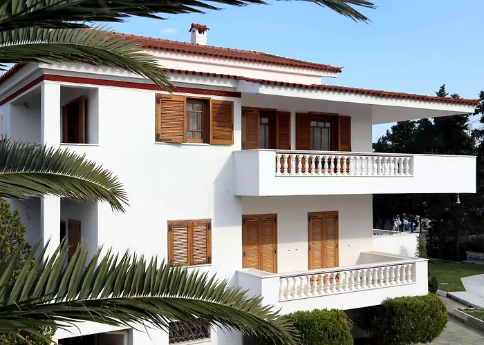 Candia House