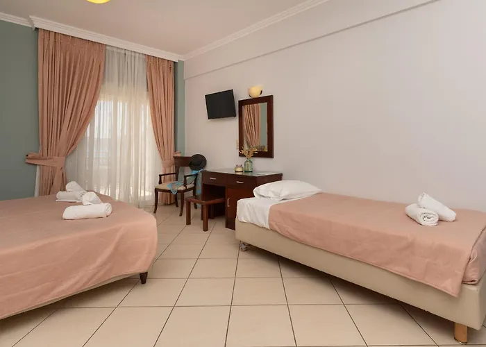 Finiki Plaza Aparthotel Μεθώνη