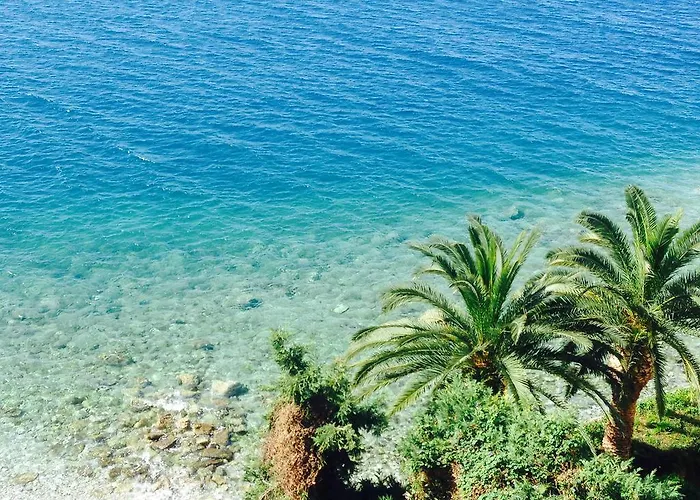Aegli Hotel Λουτράκι